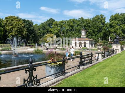 Les jardins italiens à Kensington Gardens, Londres. Banque D'Images