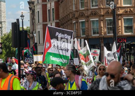 Londres, Royaume-Uni, 9 août 2025 :- Une manifestation pro-Palestine, anti-guerre à Gaza dans le centre de Londres Banque D'Images