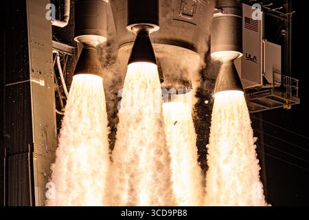 Cap Canaveral, États-Unis. 12 août 2025. United Launch Alliance lance sa fusée Vulcan le 12 août 2025 depuis SLC-41 à Cape Canaveral, FL. (Photo de Michael Cain Jr./Sipa USA) crédit : Sipa USA/Alamy Live News Banque D'Images