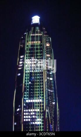 SHENZHEN, CHINE - 13 AOÛT 2025 - Ping an International Finance Centre, le deuxième plus grand en Chine à 599,1 mètres, ville de Shenzhen, province du Guangdong, Chine le 13 août 2025. Banque D'Images