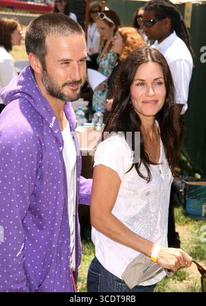 Courteney Cox et David Arquette à 'A Time for Heroes Celebrity Carnival' pour la Fondation Elizabeth Glazer Pediatric AIDS tenue au Wadworth Theater à Los Angeles - 08 juin 2008 Banque D'Images