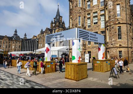 Édimbourg, Royaume-Uni. 14 août 2025 photo : L'Edinburgh futures Institute accueille le Festival international du livre d'Édimbourg. Crédit : Banque D'Images