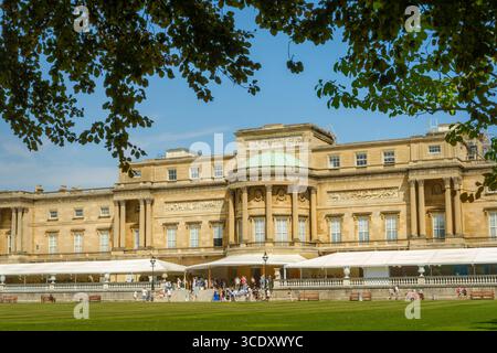 Londres, Angleterre - la vue à l'arrière du palais de Buckingham dans le centre de Londres. Banque D'Images