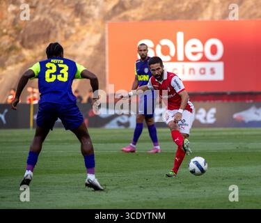 Braga, Braga, Portugal. 14 août 2025. JOAO MOUTINHO du SC Braga vu en action lors du match des séries éliminatoires de l'UEFA Europe League 2025/26 entre le SC Braga et le CFR Cluj à l'Estadio Municipal de Braga le 14 août 2025 à Braga, Portugal. (Crédit image : © Miguel Lemos/ZUMA Press Wire) USAGE ÉDITORIAL SEULEMENT ! Non destiné à UN USAGE commercial ! Banque D'Images