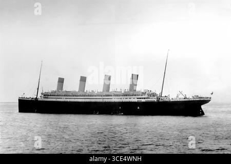 RMS Olympic. Photographie de RMS Olympic, v. 1920 Banque D'Images
