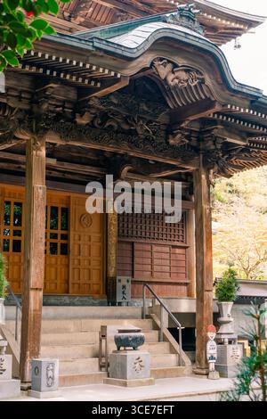 shikoku, JAPON - 2 mai 2025 Temple Sankaku ij No 65 dans le pèlerinage de Shikoku. Photo de haute qualité Banque D'Images