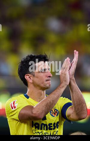 Villarreal, Espagne. 15 août 2025. VILLARREAL, ESPAGNE - 15 AOÛT : Gerard Moreno Centre-attaquant de Villarreal CF réagit au match LaLiga EA Sports entre Villarreal CF et Real Oviedo au stade la Ceramica le 15 août 2025 à Villarreal, Espagne. (Photo de Jose Torres/photo Players images/Magara Press) crédit : Magara Press SL/Alamy Live News Banque D'Images