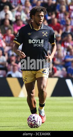 Jean-clair Todibo de West Ham United lors du match de premier League entre Sunderland et West Ham United au Stadium of Light de Sunderland le samedi 16 août 2025. (Photo : Michael Driver | mi News) crédit : MI News & Sport /Alamy Live News Banque D'Images