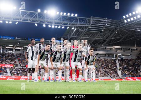 Les joueurs de la Juventus FC posent pour une photo d'équipe avant le match amical de football entre Atalanta BC et Juventus FC. Banque D'Images