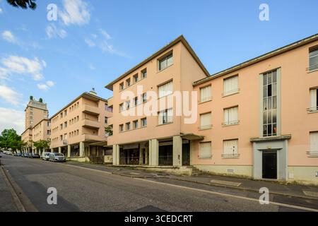 Châtenay-Malabry BEI Paris, Gartenstadt Cité-jardin de la Butte-Rouge, Av. Francis de Pressensé // Châtenay-Malabry près de Paris, ville jardin Cité-jardi Banque D'Images