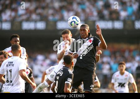 Sao Paulo, Brésil. 17 août 2025. SP - SAO PAULO - 08/17/2025 - BRÉSIL A 2025, SANTOS x VASCO - PAULO HENRIQUE Vasco joueur lors du match contre Santos au stade Morumbi pour le championnat brésilien A 2025. Photo : Mauricio de Souza/AGIF crédit : AGIF/Alamy Live News Banque D'Images