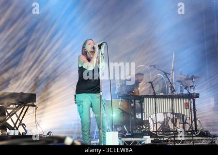 Brecon Beacons, pays de Galles, Royaume-Uni. 17 août 2025. Beth Gibbons se produit au Green Man Festival le dimanche 17 août. Photo : Jill O'Donnell/Alamy Live News crédit : Jill ODonnell/Alamy Live News Banque D'Images