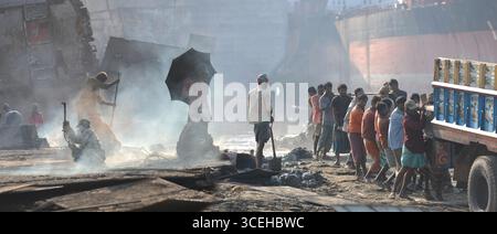 SHP Breaking Yard à Chittagong Banque D'Images