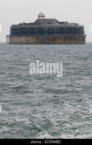 Le fort no man's Land, l'un des forts de Palmerston construits dans le Solent entre Portsmouth et l'île de Wight. Août 2025 Banque D'Images