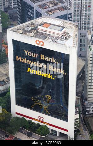 KUALA LUMPUR, MALAISIE - 16 MARS 2024 : bâtiment AmBank dans la ville de Kuala Lumpur. Il a des bureaux de AmBank et AmInvestment Bank. Banque D'Images