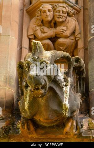 Grotesque 11 sur la cathédrale de Lichfield dans le Staffordshire Banque D'Images