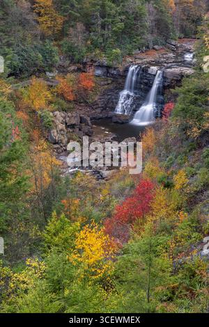 Blackwater Falls en automne, Blackwater Falls State Park, Virginie-occidentale Banque D'Images