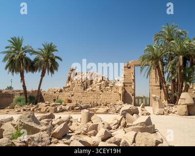 Le complexe du temple de Karnak, un important monument égyptien antique et un site historique à Louxor Banque D'Images