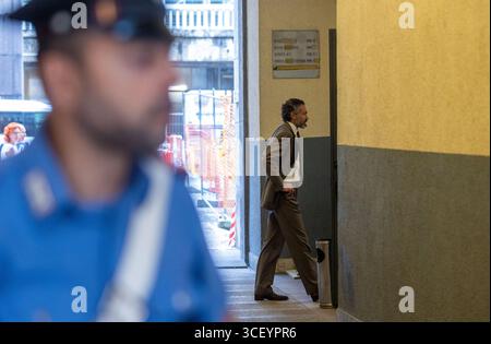 Milan, Italie. 01 août 2025. Udienza di riesame a Palazzo di Giustizia per Manfredi Catella - Milano, Italia - Mercoledì, 20 agosto 2025 (foto Stefano Porta/LaPresse) Manfredi Catella arrive à l'audience de révision au Palais de Justice. - Milan, Italie - mercredi 20 août 2025 (photo Stefano Porta/LaPresse) crédit : LaPresse/Alamy Live News Banque D'Images