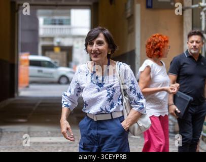 Milan, Italie. 01 août 2025. La PM Tiziana Siciliano all'uscita dall'udienza di riesame a Palazzo di Giustizia per Manfredi Catella - Milano, Italia - Mercoledì, 20 agosto 2025 (foto Stefano Porta/LaPresse) Manfredi Catella arrive à l'audience de révision au Palais de Justice. - Milan, Italie - mercredi 20 août 2025 (photo Stefano Porta/LaPresse) crédit : LaPresse/Alamy Live News Banque D'Images