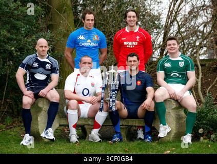 Phil Vickery, Simon Webster, Ryan Jones, Brian O'Driscoll, Sergio Parisse et Lionel Nallet lors d'un appel photo pour le tournoi de rugby des six Nations, Londres, le 23 janvier 2008 Banque D'Images