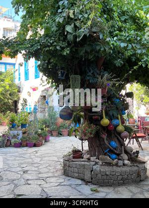 Chaque coin de Kuşadası raconte une histoire de charme et de simplicité Banque D'Images