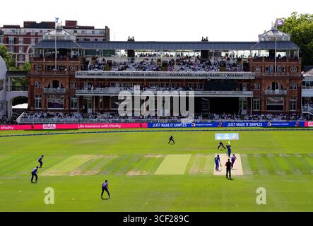 Vue générale du jeu lors du match des cent femmes à Lord's, Londres. Date de la photo : mercredi 20 août 2025. Banque D'Images