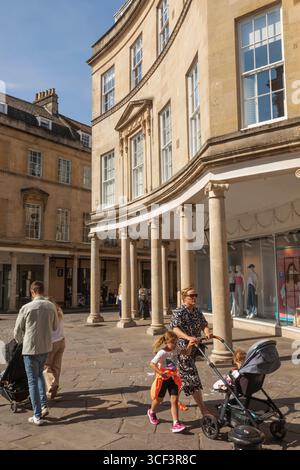 Angleterre, Somerset, Bath, Stall Street, magasins Banque D'Images