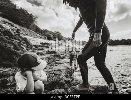 La vie sur la petite île du Cap Vert de Santiago dans la ville de Tarrafal Banque D'Images