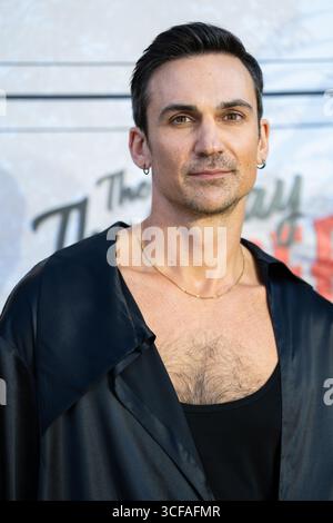 LONDRES, ROYAUME-UNI - 21 AOÛT : Henry Lloyd-Hughes assiste à l'avant-première britannique de 'The Thursday Murder Club' au Leicester Square Gardens le 21 août 2025 (photo de Lounis Tiar) Banque D'Images