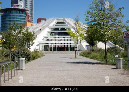 Tirana, Albanie - 10 août 2025 : la Pyramide de Tirana en Albanie Banque D'Images