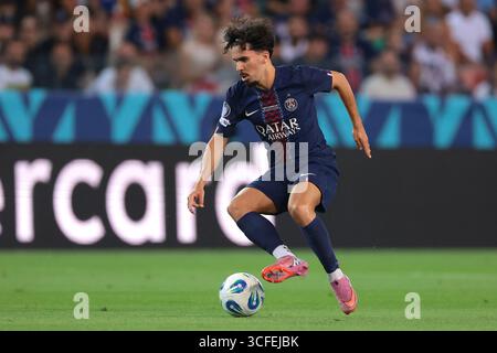 Udine, Italie. 13 août 2025. Vitinha du PSG lors du match de Super Coupe de l'UEFA Paris Saint Germain vs Tottenham Hotspur au Stadio Friuli, Udine. Le crédit photo devrait se lire : Jonathan Moscrop/Sportimage crédit : Sportimage Ltd/Alamy Live News Banque D'Images