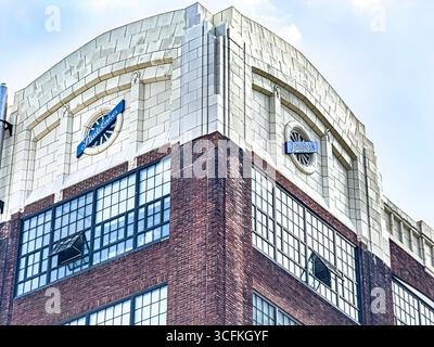 Studebaker Building, Columbia University, détail extérieur du bâtiment, Manhattanville Campus, 615 West 131st Street, West Harlem, New York City, New York Banque D'Images