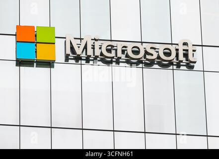Microsoft signe sur le nouvel immeuble de bureaux à Vancouver, Canada. Signe du siège de Microsoft, une multinationale américaine ordinateur Banque D'Images