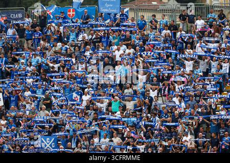 Côme, Italie. 24 août 2025. Como 1907 supporter pendant Como 1907 vs SS Lazio, match de football italien Serie A à Côme, Italie, 24 août 2025 crédit : Agence photo indépendante/Alamy Live News Banque D'Images