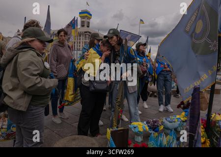 Kiev, Ukraine, Ukraine. 24 août 2025. Les Ukrainiens protestent, pleurent et célèbrent leur 34ème jour de l’indépendance le 24 août 2025, sur la place Maidan à Kiev, en Ukraine. (Crédit image : © Svet Jacqueline/ZUMA Press Wire) USAGE ÉDITORIAL SEULEMENT ! Non destiné à UN USAGE commercial ! Banque D'Images