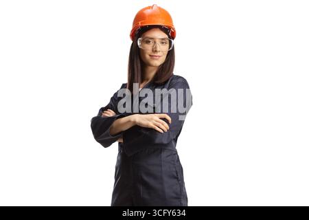 Travailleuse en uniforme portant un casque et des lunettes isolées sur fond blanc Banque D'Images