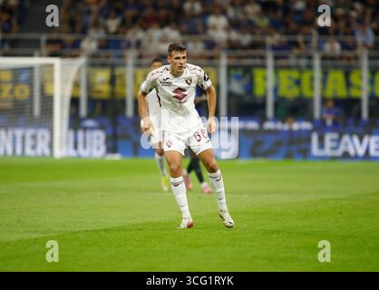 Milan, Turin. 25 août 2025. Gvidas Gineitis du Torino FC lors de la saison italienne Serie A 2025/26, match de football entre le FC Inter et le Torino FC le 25 août 2025 au stade San Siro de Milan, Italie. Crédit : Nderim Kaceli/Alamy Live News Banque D'Images