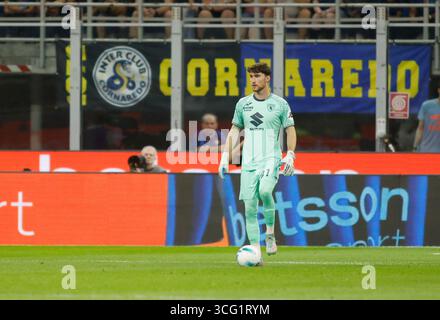 Milan, Turin. 25 août 2025. Israël du Torino FC lors de la saison italienne Serie A 2025/26, match de football entre le FC Inter et le Torino FC le 25 août 2025 au stade San Siro de Milan, Italie. Crédit : Nderim Kaceli/Alamy Live News Banque D'Images