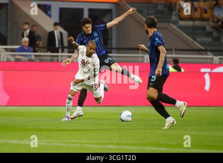 Milan, Turin. 25 août 2025. Cyril Ngonge du Torino FC lors de la saison italienne Serie A 2025/26, match de football entre le FC Inter et le Torino FC le 25 août 2025 au stade San Siro de Milan, Italie. Crédit : Nderim Kaceli/Alamy Live News Banque D'Images