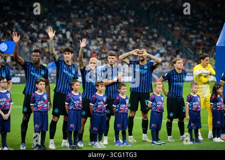 Milan, Turin. 25 août 2025. Joueurs de l'Inter FC lors de la saison 2025/26 de la Serie A italienne, match de football entre le FC Inter et le Torino FC le 25 août 2025 au stade San Siro de Milan, en Italie. Crédit : Nderim Kaceli/Alamy Live News Banque D'Images