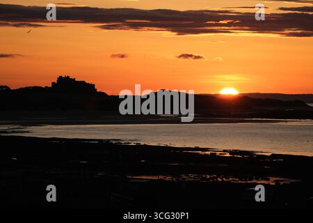 Fin de soirée à Seahouses, Northumberland, Royaume-Uni. Banque D'Images