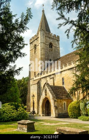 Bradford on Avon, Wiltshire - Holy Trinity Church, Bradford-on-Avon est une église classée Grade I à Bradford-on-Avon, Wiltshire, Angleterre, avec 12e cent Banque D'Images