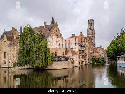 Rozenhoedkaai, connu sous le nom de Rosaire Quay à Bruges Banque D'Images