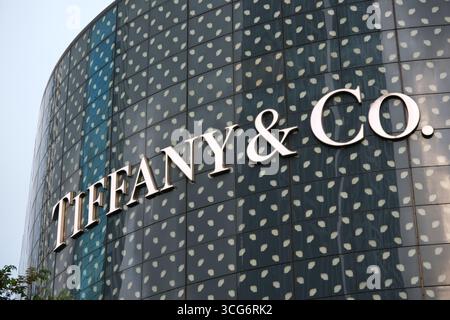 Shanghai, Chine-26 juillet 2025 : logo de la société Tiffany & Co Banque D'Images