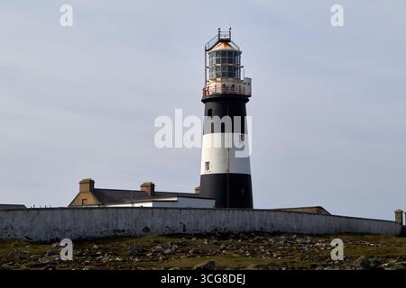 phare de tory island enseigner un tsolais tory island comté donegal république d'irlande Banque D'Images