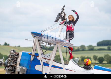 IWM Duxford Summer Airshow Aerosuperbatic Wing Walkers Banque D'Images