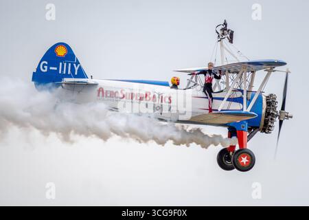 IWM Duxford Summer Airshow Aerosuperbatic Wing Walkers Banque D'Images