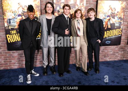 Los Angeles, États-Unis. 26 août 2025. LOS ANGELES, CALIFORNIE, États-Unis - AOÛT 26 : Zende Murdock (Zendé Murdock), Jeremy Yun, l'acteur américain William Lipton, Axel Ellis et Jesse Golliher arrivent à Los Angeles pour la première saison 1 de la série Amazon Prime Video 'The Runarounds' qui s'est tenue au DGA Theater Complex de la Directors Guild of America le 26 août 2025 à Los Angeles, Californie, États-Unis. (Photo de Xavier Collin/image Press Agency) crédit : image Press Agency/Alamy Live News Banque D'Images