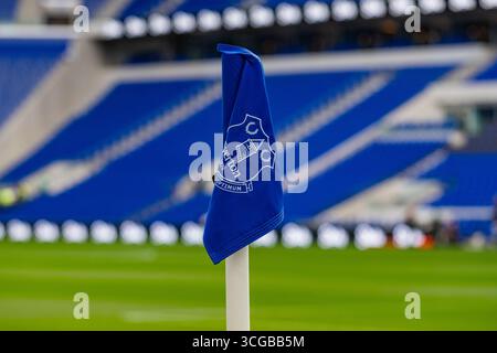 Liverpool, Angleterre, Royaume-Uni. 27 août 2025. Vue générale à l'intérieur du stade Hill Dickinson d'un drapeau Everton Corner pendant le match du 2e tour de la Coupe Everton FC contre Mansfield Town FC Carabao au stade Hill Dickinson, Liverpool, Angleterre, Royaume-Uni le 27 août 2025 crédit : Lee Keuneke/Every second Media crédit : Every second Media/Alamy Live News Banque D'Images